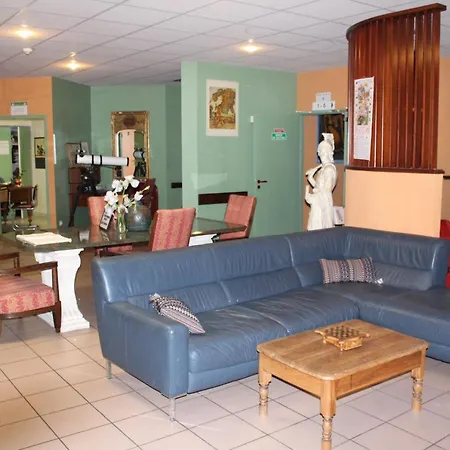 Hotel Des Oliviers Les Vans